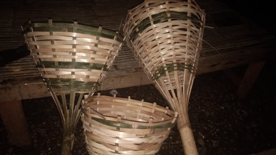 Tempat Bertelur Ayam dari Bambu